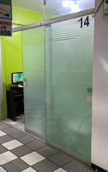 Foto de ALQUILO-LOCAL COMERCIAL  EN SURCO